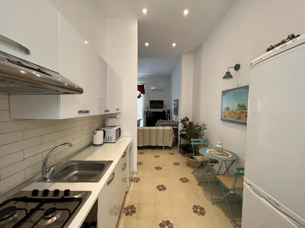 Lux Domus Apartment บารี ภายนอก รูปภาพ